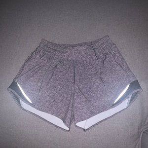 Lulu hotty hot shorts 4”